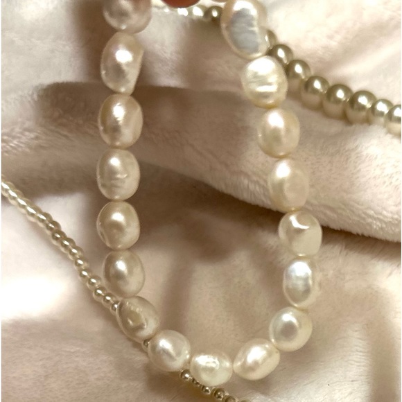 75% DROP🩷✅⬇️⬇️⬇️Baroque Pearl Bracelet 1990. Excellent Luster and Sheen 7-8" Uni - Picture 2 of 6
